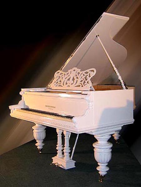 Белый кабинетный рояль (фортепиано) Carl Schroder (Карл Шрёдер