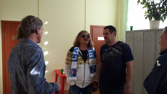 Игорь Николаев посетил футбольный матч команд "Сахалин" и "Сибири-2"