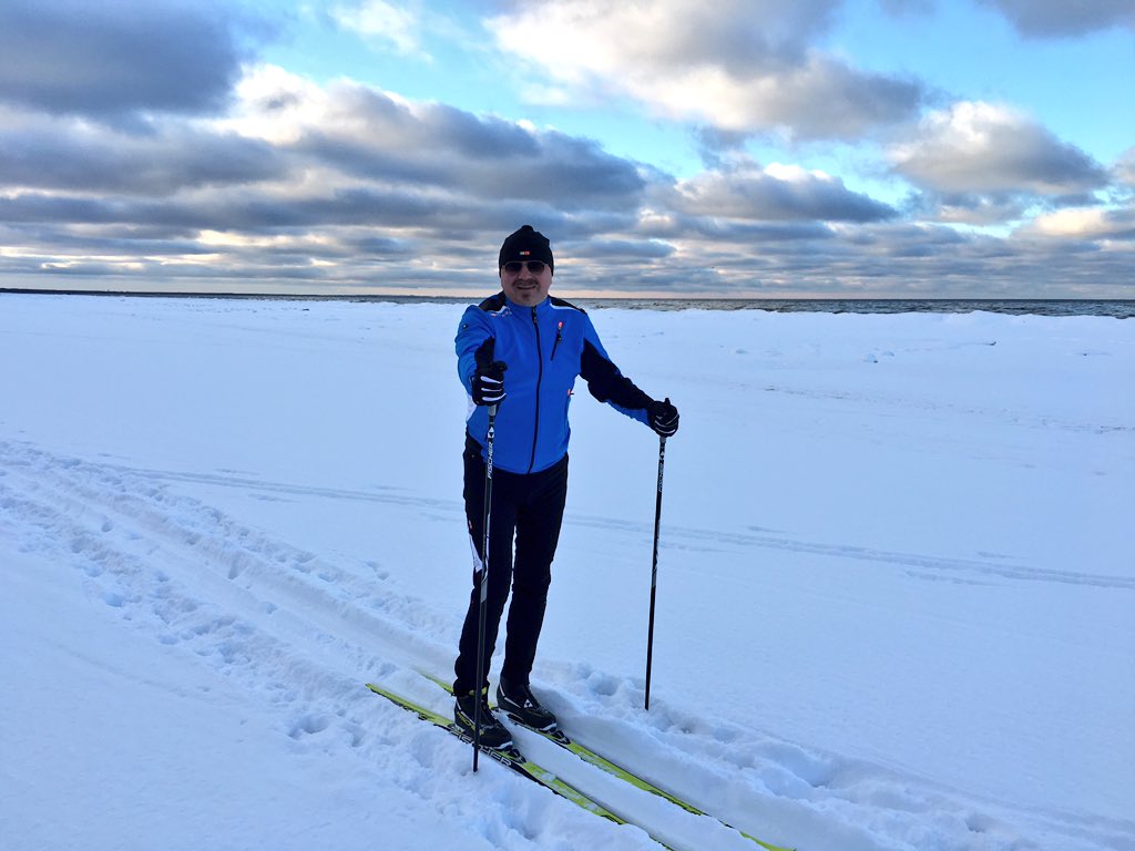 Игорь Николаев на лыжах
