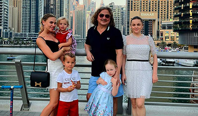 Игорь Николаев с семьёй в Дубае на отдыхе