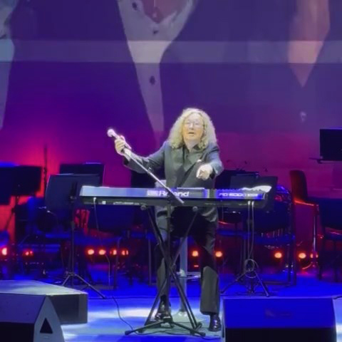 Игорь Николаев концерт в ККЗ Октябрь Южно-Сахалинск 28 сентября 2025 года Игорь Николаев