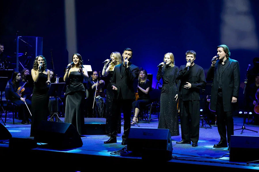 Пост от Сахалинская филармония Нонна Лаврик - Министр культуры и архивного дела Сахалинской области