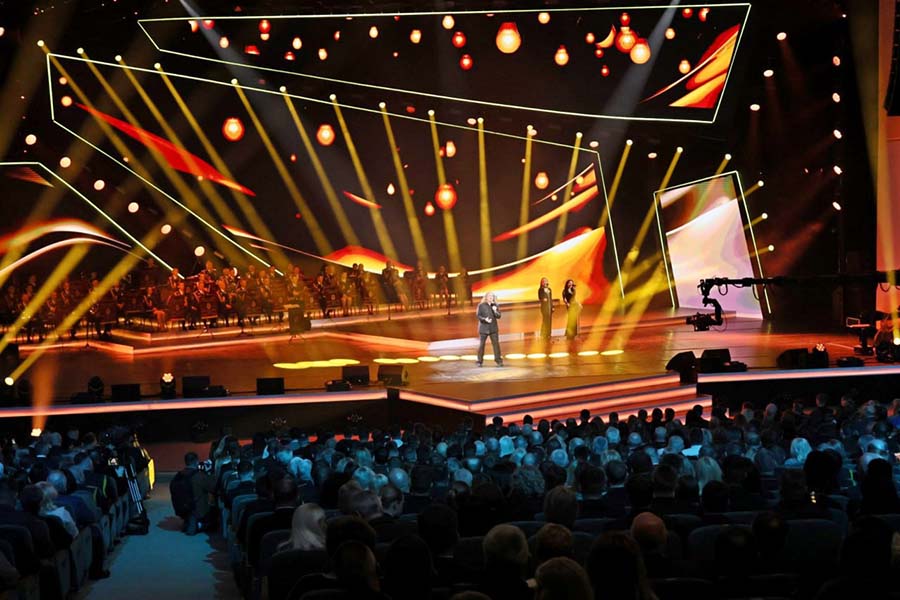 Игорь Николаев спел для белорусской милиции 4 марта 2026 года Народный артист РФ Игорь Николаев в Минске