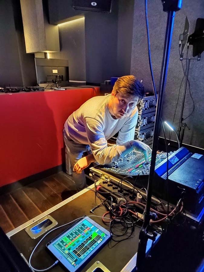 Звукорежиссер Игоря Николаева Системный инженер Роман Вминялкин